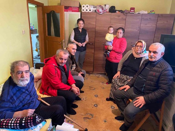 Türkeli’de 14 Depremzede Aile Ağırlanıyor