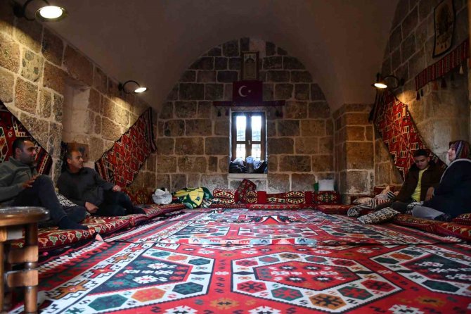 Mimar Sinan’ın Eseri Depremzedeleri Ağırlıyor