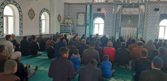 Bozköy Mahallesi Eski Cami İbadete Açıldı