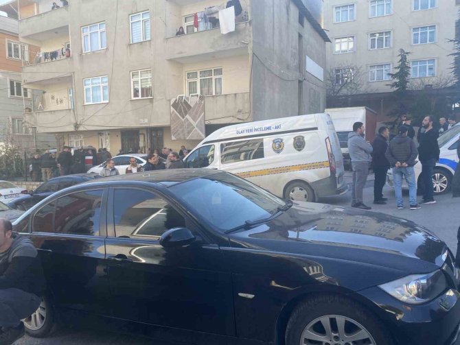 Yakınları Haber Alamıyordu, 25 Yaşındaki Genç Evinde Ölü Bulundu