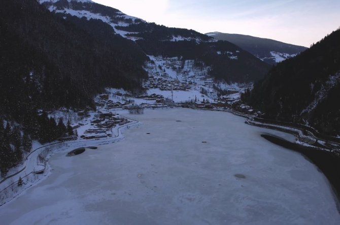 Buz Tutan Uzungöl Havadan Görüntülendi