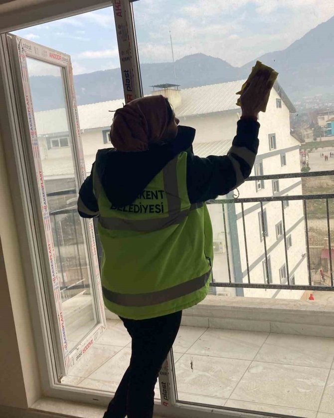 Buharkent Belediyesi Depremzedeler İçin Evleri Hazırlıyor