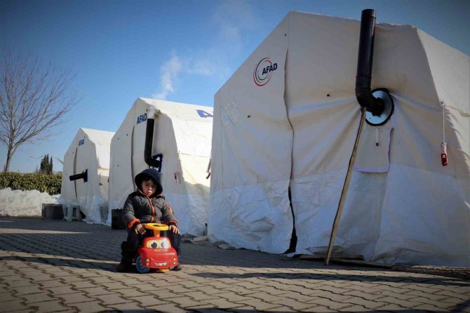 Depremin Vurduğu Malatya’da, Çocukların Çadır Kent Yaşamı