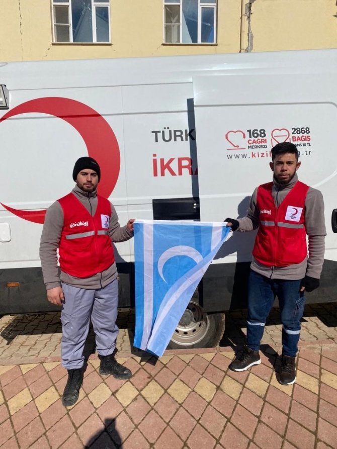 Eskişehir’de Yaşayan Irak Türkmenleri, Yardım İçin Gittikleri Afet Bölgesinde Döndü