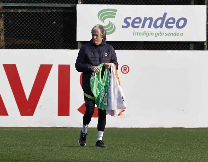 Fenerbahçe, Konyaspor Maçı Hazırlıklarını Sürdürdü