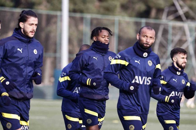 Fenerbahçe, Konyaspor Maçı Hazırlıklarını Sürdürdü