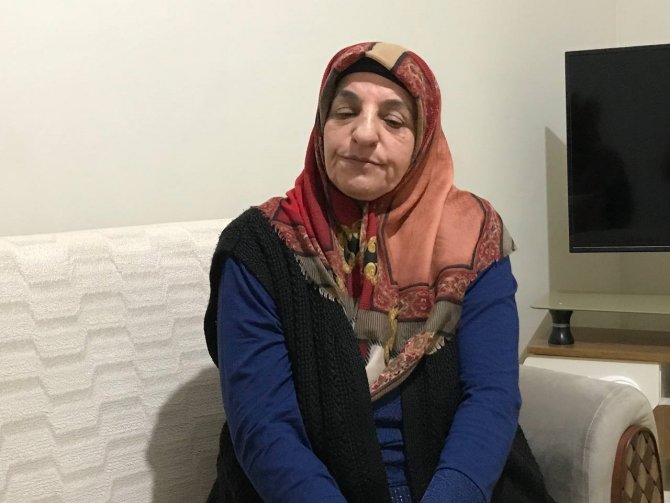 Elazığ Depreminde Kızını Kaybeden Ve Enkaz Altından Çıkartılan Hamide Bugdalı: "Enkaz Altından Çıkarılanları Görüyorum Sanki Kızım"