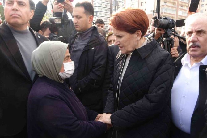 İ̇yi̇ Parti Genel Başkanı Meral Akşener, Diyarbakır’da Açıklamalarda Bulundu