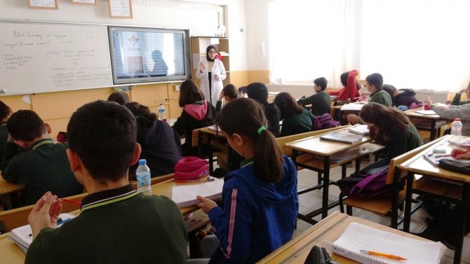 Bitlis’te 419 Depremzede Öğrenci Ders Başı Yaptı