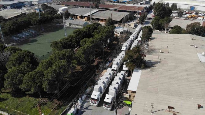 Deprem Bölgesine 10 Tır Duş Ve Tuvalet Manisa’dan Uğurlandı
