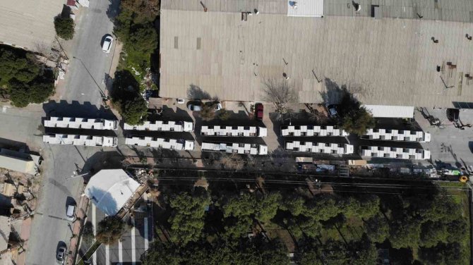 Deprem Bölgesine 10 Tır Duş Ve Tuvalet Manisa’dan Uğurlandı