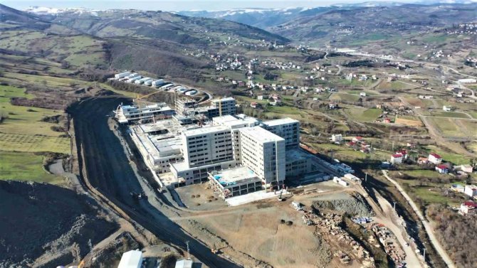 Samsun Şehir Hastanesi’nin Kaba İnşaatı Bitmek Üzere