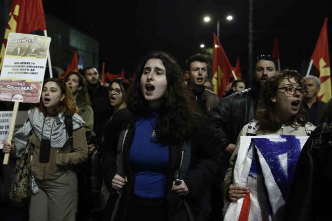Abd Dışişleri Blinken’ın Ziyareti Yunanistan’da Protesto Edildi