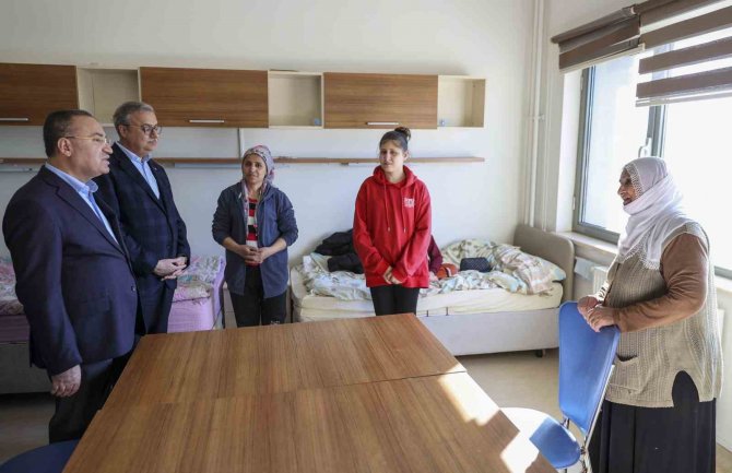 Adalet Bakanı Bozdağ: “Devletimize Güvenin, Bütün İhtiyaçlarınız Giderilecek"