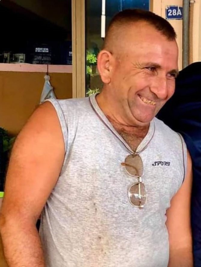 Motosiklet Çöp Kamyonuna Çarptı: 1 Ölü, 1 Yaralı