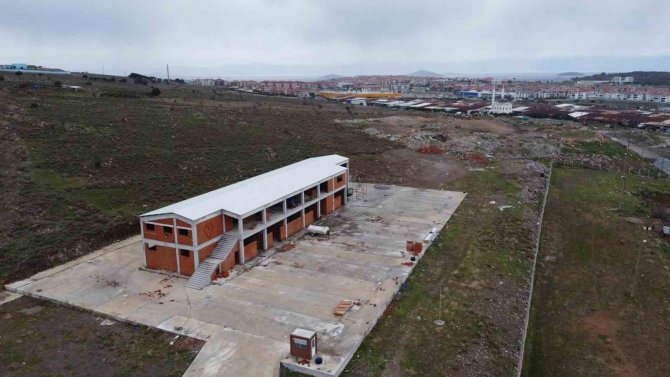Ayvalık Belediyesi, Temizlik İ̇şleri, Destek Ve Kademe Hizmetleri’ni Tam Donanımlı Bir Binada Topluyor