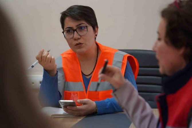 Barü, Depremden Etkilenen Gebe Ve Lohusa Kadınlar İçin Bölgede Çalışma Başlattı