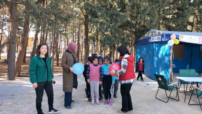 Osmaniye’de Depremzede Çocuklara Psikolojik Destek