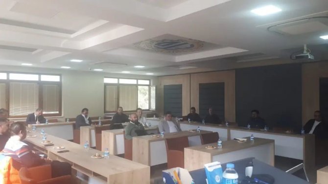 Edremit Ticaret Odası Meslek Komiteleri 3 Oturumda Toplandı