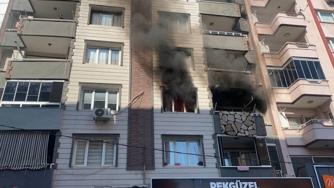 Torbalı’da Korkutan Ev Yangını