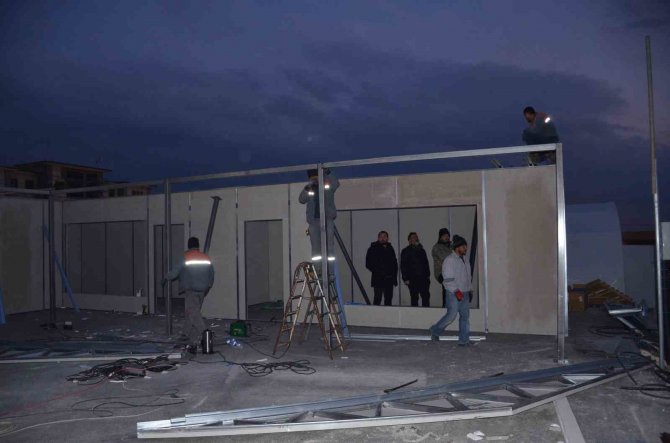 Nurdağı’nda Depremzedeler İçin Barınma Çalışmaları Devam Ediyor