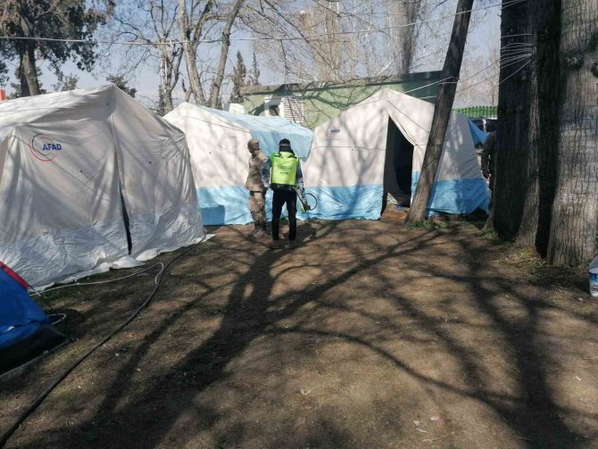 Darıca Belediyesi Deprem Bölgesinde Salgın Hastalıklara Karşı Önlem Alıyor