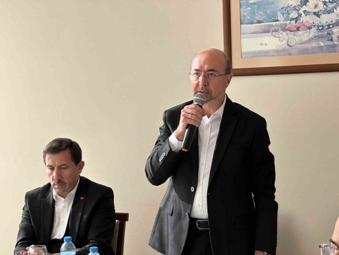 Konya’da Belediye Başkanları Depremzedelerle Buluştu