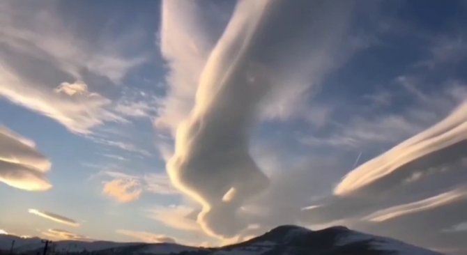 Van Semalarında Mercek Bulutu Görüldü