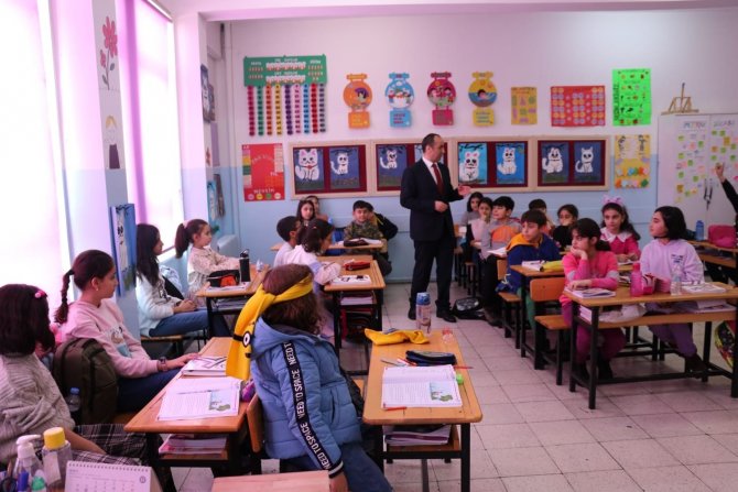 Deprem Nedeniyle Bingöl’e Gelen 464 Öğrenci Eğitime Başladı