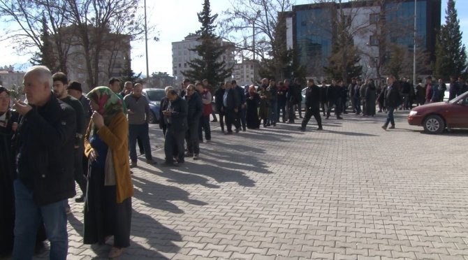 Depremzedelere 10 Bin Liralık ’Hane Başı Destek Ödemeleri’ Devam Ediyor