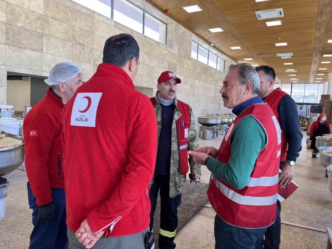 Türk Kızılay’ı Kahramanmaraş’ta 67 Noktada Hizmet Veriyor