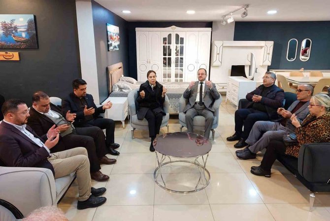 Yılmaz: "Acıları Paylaşıyor, Yaraları Birlikte Sarıyoruz"