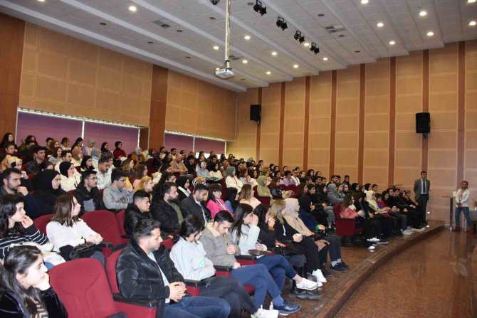 Aydın’da Göreve Başlayan 180 Tıbbi Sekretere Eğitim