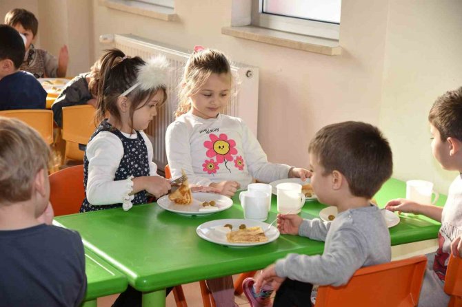 Denizli’de 35 Bin 562 Öğrenci Ücretsiz Yemek Hizmetinden Yararlanıyor