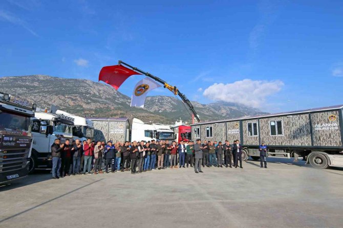 Alanya Belediyesi’nden Deprem Bölgesine Konteyner Desteği