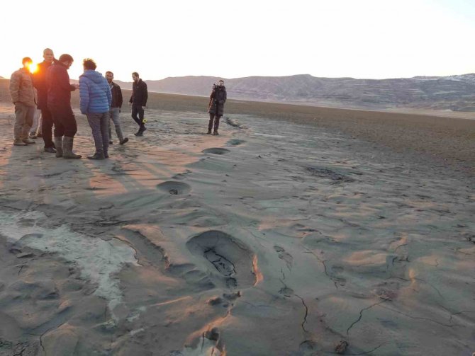 4.6 Büyüklüğündeki Depremde Zeminde Sıvılaşma Oluşması Uzmanları Da Şaşırttı