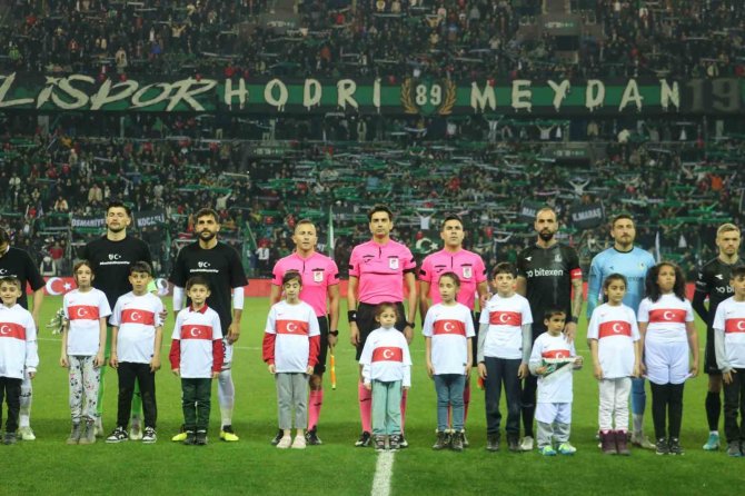 Marmara Derbisinde Ezeli Rakipler Bu Kez Depremzedeler İçin Oynadı