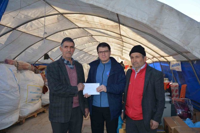 Hatay İçin Üretilen Örnek Konteyner Sındırgı’ya Getirildi