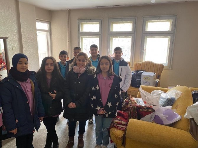 Siirt’te Gelen Afetzedelere Yönelik “Aileme Hoş Geldin” Projesi Başlatıldı