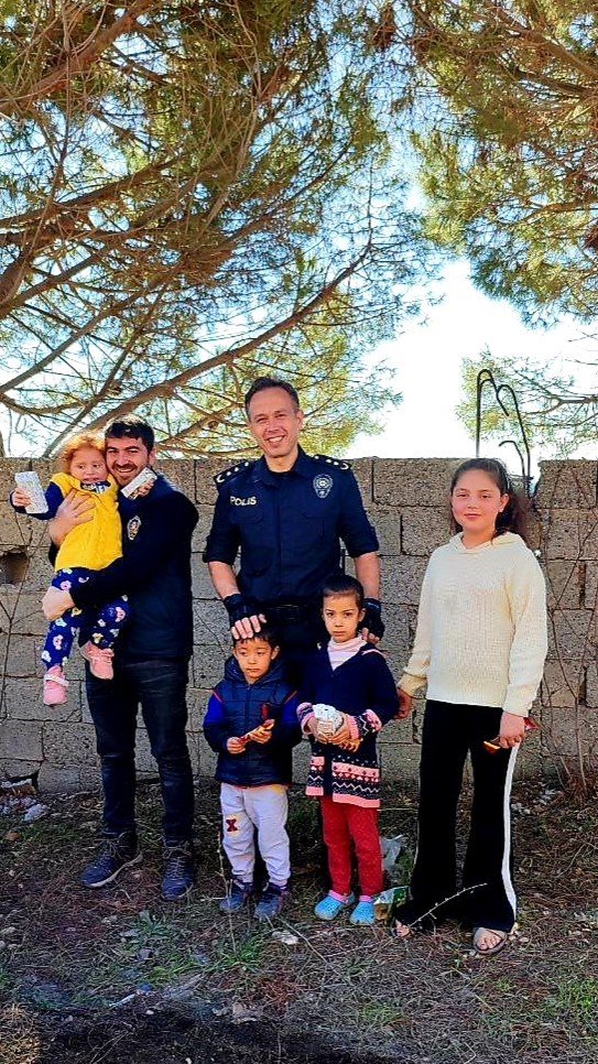 Emniyet Müdüründen Sosyal Medyadan Duygu Dolu Paylaşım
