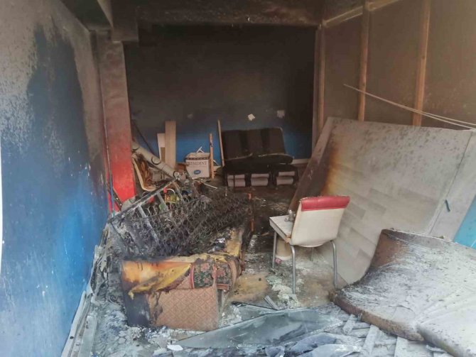 Karabük’te Depo Yangını