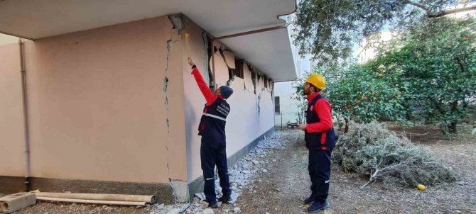 Hasan Kılca: “Tüm Ekiplerimiz Ve İmkanlarımızla Bölgedeyiz”