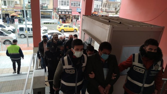 Cinayet İşlenmiş Evler Kundaklanmıştı, 4 Sanıktan Biri Tahliye Edildi