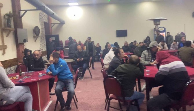 Kumarhaneye Çevrilen Kıraathaneye Jandarma Baskını