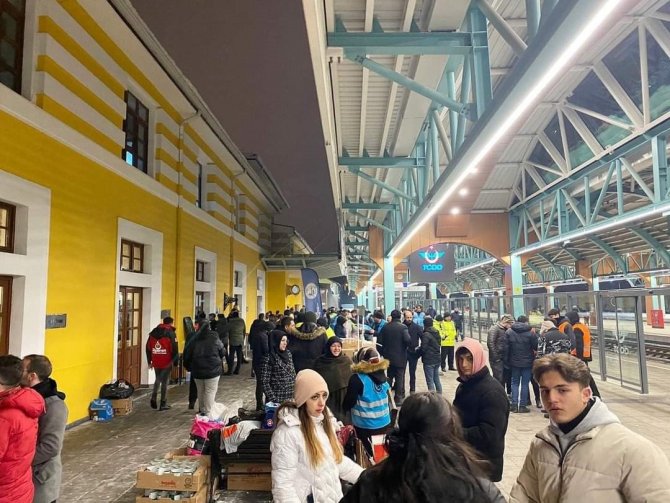 Sivaslılardan Depremzedelere Sıcak Karşılama