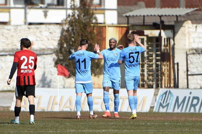 Manisa Fk, Hazırlık Maçında Turgutluspor’u 3-2 Mağlup Etti
