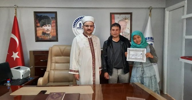 Tayland Vatandaşı Khemmarat Müslüman Oldu