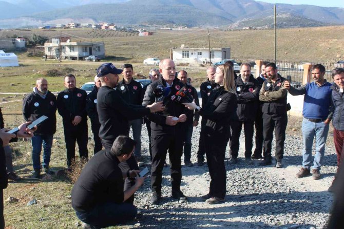 Toki̇ Başkanı Bulut, Deprem Bölgesindeki Konut Çalışmalarıyla İlgili Bilgi Verdi