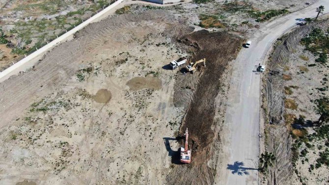 Büyükşehir İkinci Konteyner Kenti İ̇skenderun’a Kuruyor