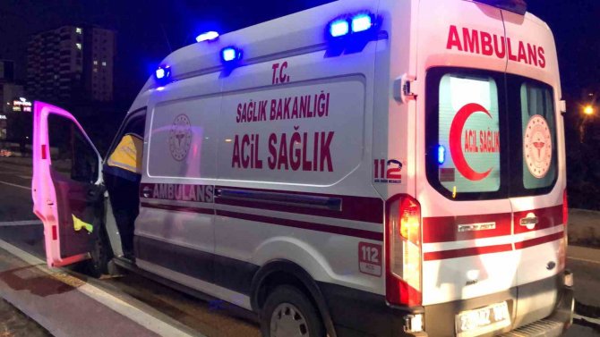 Elazığ’da Trafik Kazası: 2 Yaralı